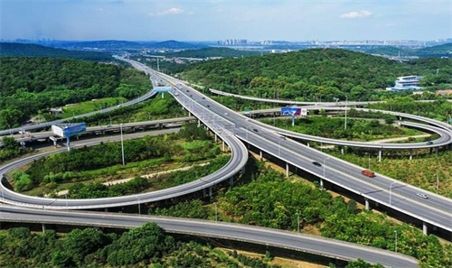 成县钢筋套筒应用于高速公路